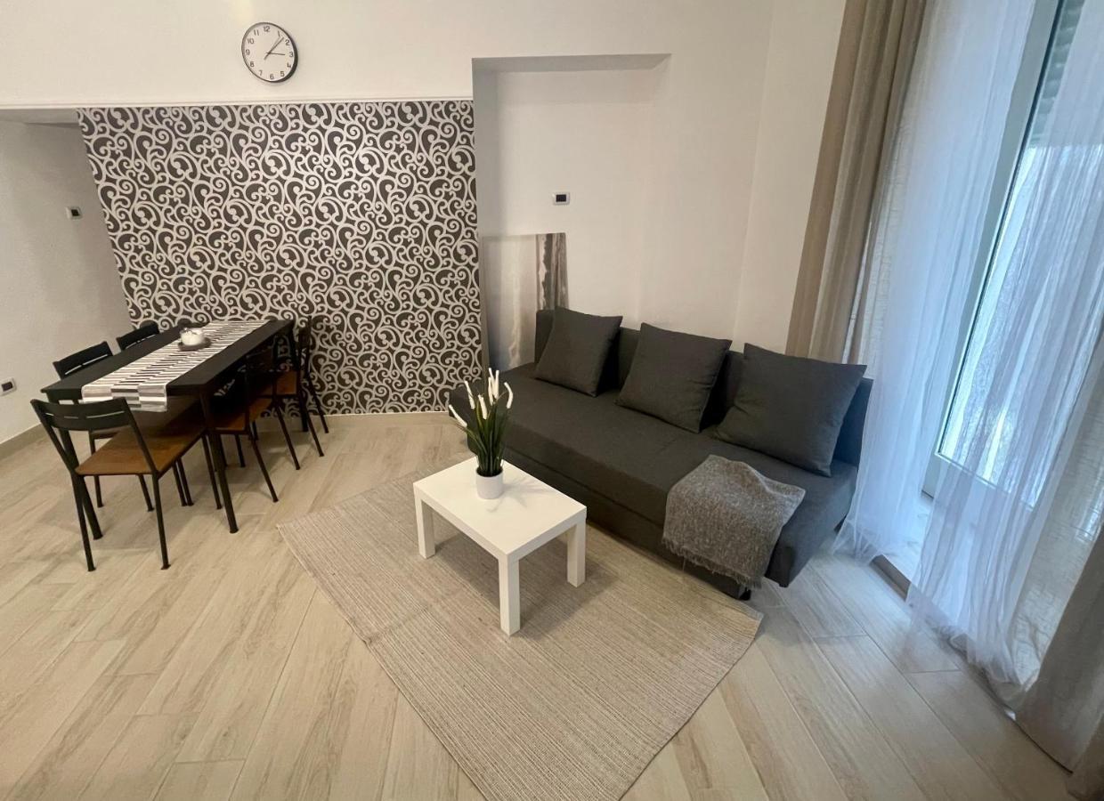Apartament House Toledo Neapol Zewnętrze zdjęcie
